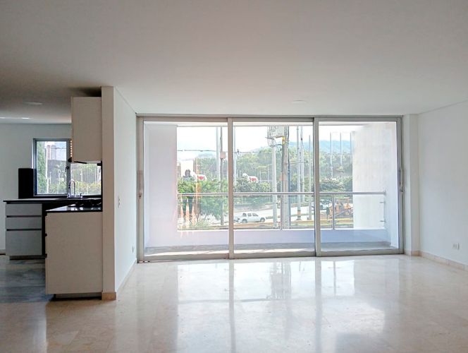 Apartamento de 3 alcobas en arriendo en Laureles, Medellín, 95 m² · foto 2 de 18
