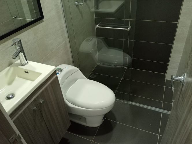 Apartamento de 3 alcobas en arriendo en Laureles, Medellín, 95 m² · foto 15 de 18