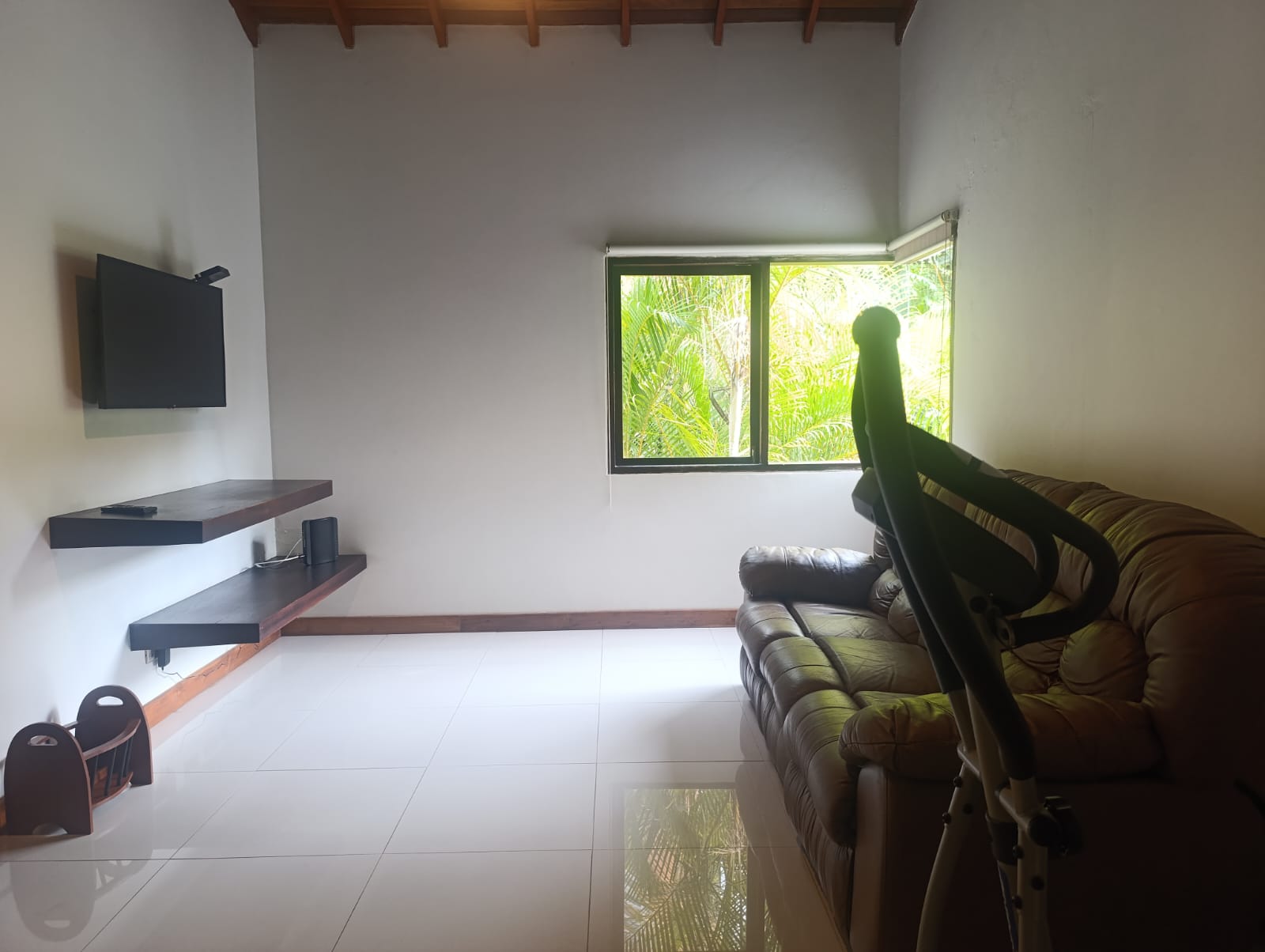 Casa en arriendo en El Poblado, Medellín · foto 6 de 19