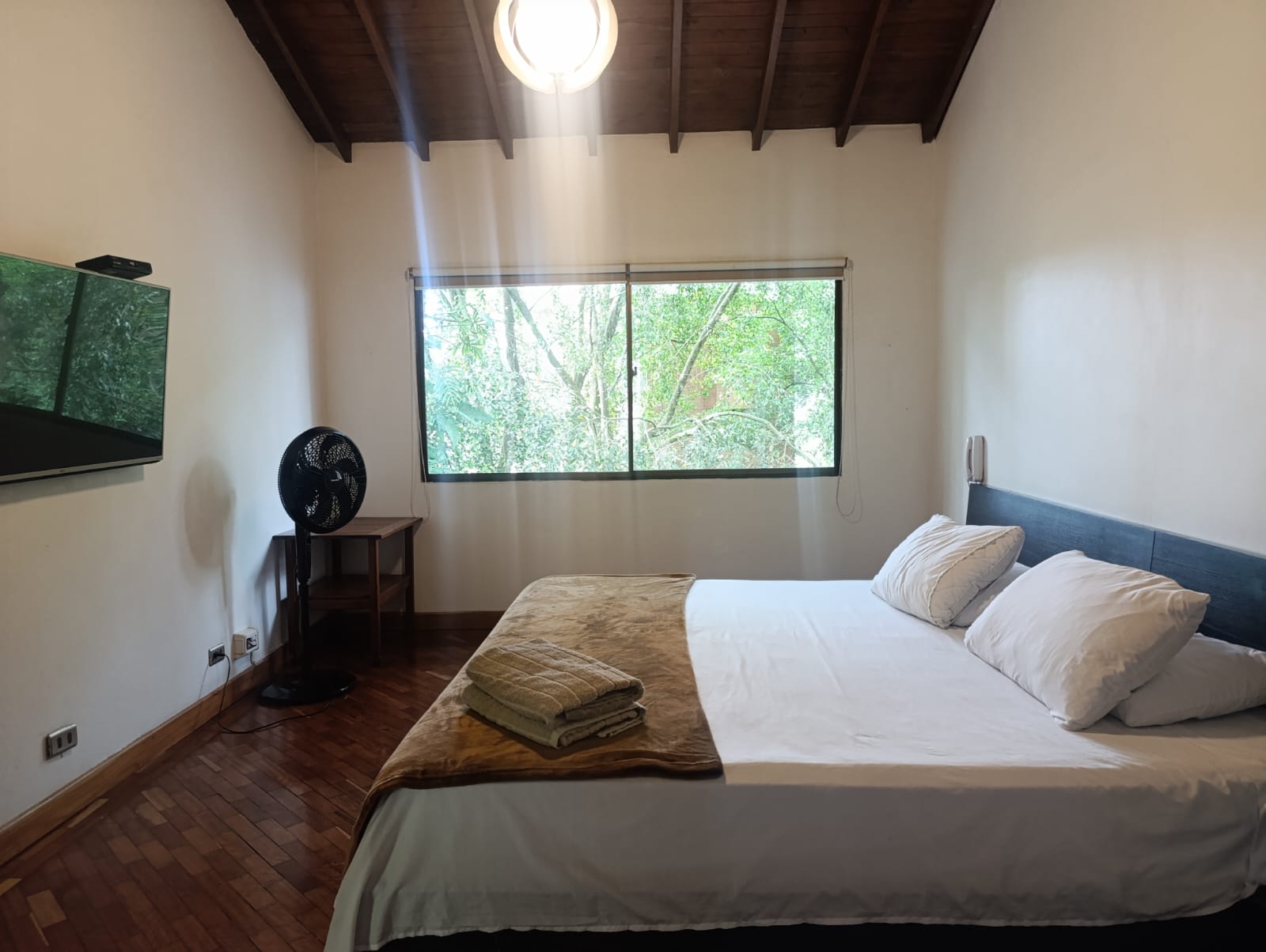 Casa en arriendo en El Poblado, Medellín · foto 13 de 19