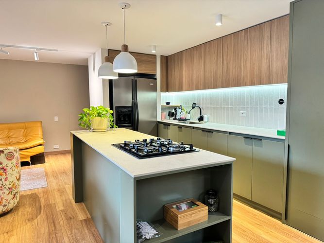 Apartamento de 2 alcobas en arriendo en El Poblado, Medellín, 110 m² · foto 7 de 15