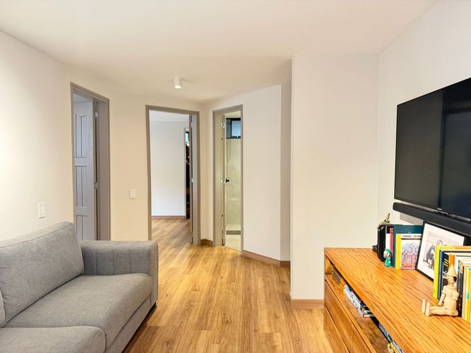 Apartamento de 2 alcobas en arriendo en El Poblado, Medellín, 110 m² · foto 9 de 15