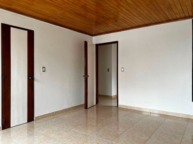 Apartamento de 3 alcobas en arriendo en El Poblado, Medellín, 120 m² · foto 9 de 17