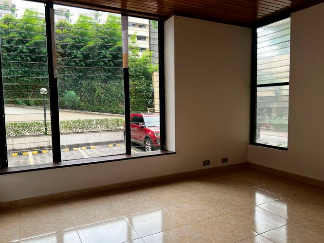 Apartamento de 3 alcobas en arriendo en El Poblado, Medellín, 120 m² · foto 14 de 17