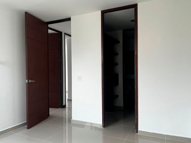 Apartamento de 3 alcobas en arriendo en Cumbres, Envigado, 91 m² · foto 10 de 17