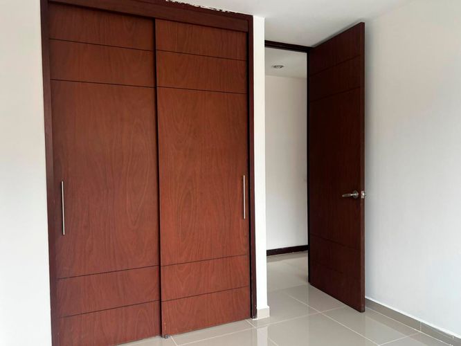 Apartamento de 3 alcobas en arriendo en Cumbres, Envigado, 91 m² · foto 13 de 17