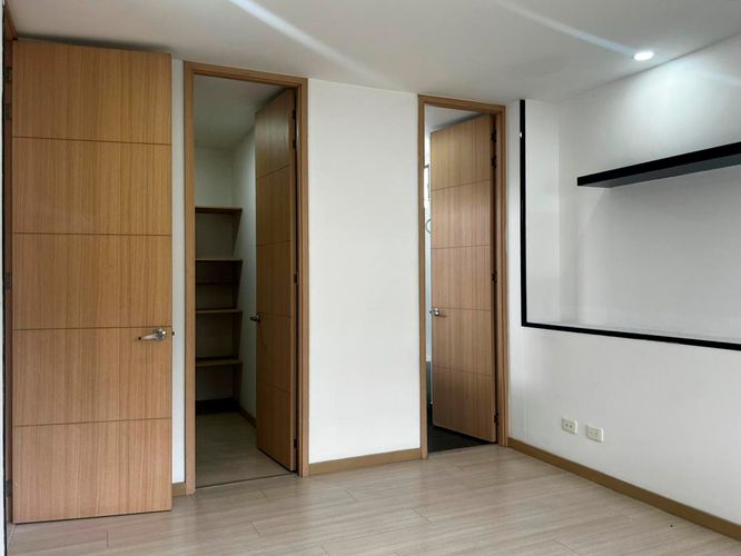 Apartamento de 2 alcobas en arriendo en Cumbres, Envigado, 97 m² · foto 9 de 18