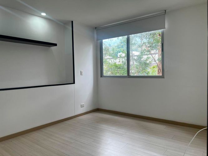 Apartamento de 2 alcobas en arriendo en Cumbres, Envigado, 97 m² · foto 11 de 18