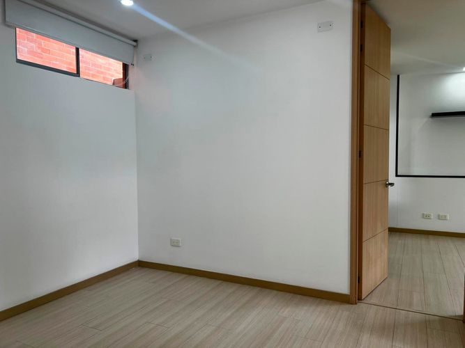 Apartamento de 2 alcobas en arriendo en Cumbres, Envigado, 97 m² · foto 15 de 18