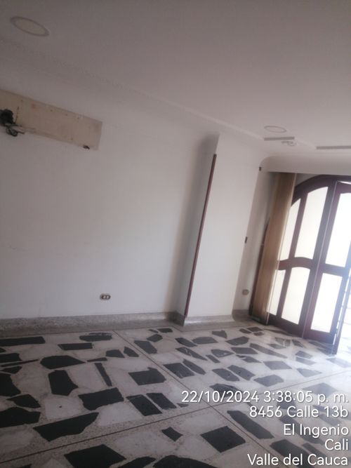 Casa de 5 alcobas en venta en El Ingenio, Cali, 561 m² · foto 6 de 9