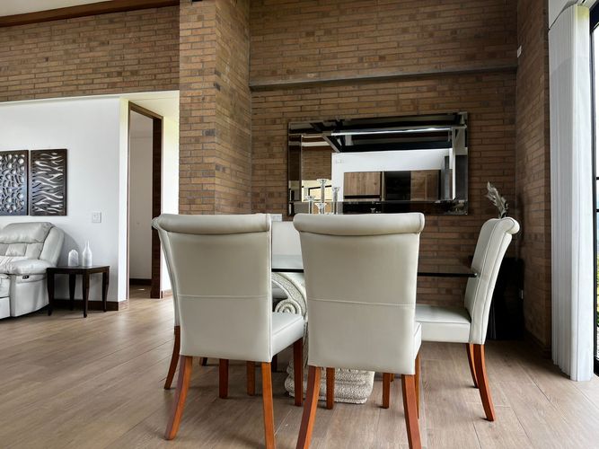 Casa de 3 alcobas en venta en El Retiro, 300 m² · foto 7 de 20