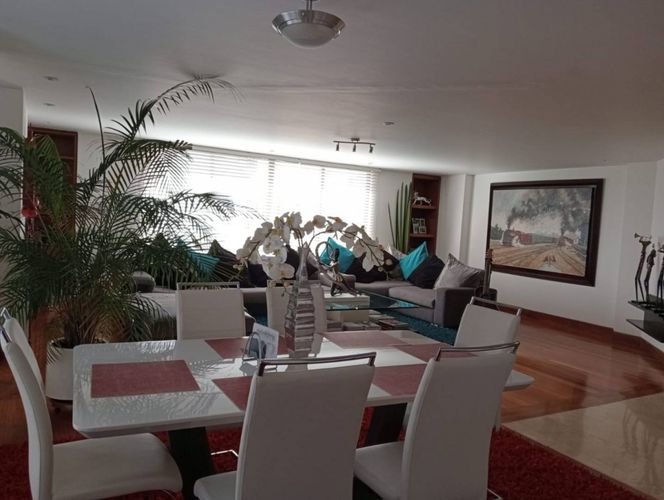 Apartamento de 3 alcobas en venta en La Carolina, Bogotá, 240 m² · foto 7 de 24