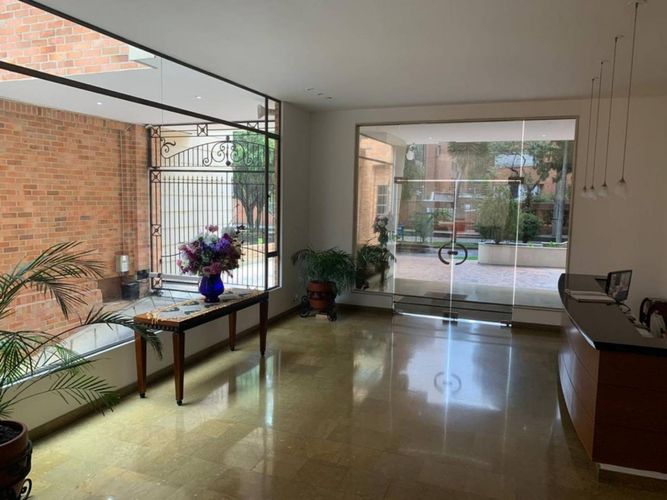 Apartamento de 3 alcobas en venta en La Carolina, Bogotá, 240 m² · foto 20 de 24