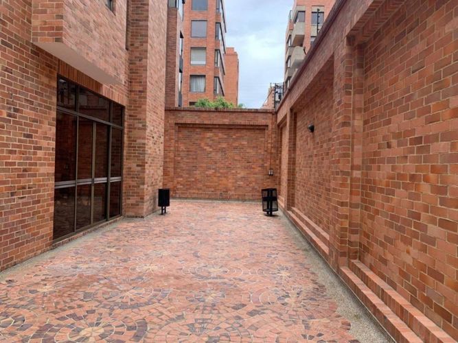Apartamento de 3 alcobas en venta en La Carolina, Bogotá, 240 m² · foto 23 de 24