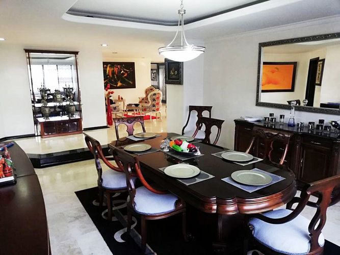 Apartamento de 4 alcobas en arriendo en El Poblado, Medellín, 520 m² · foto 12 de 14