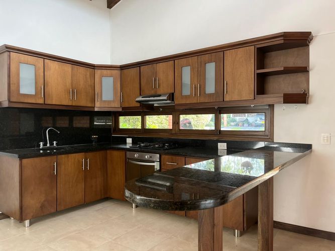 Casa de 3 alcobas en venta en Santa Elena, El Retiro, 160 m² · foto 3 de 20
