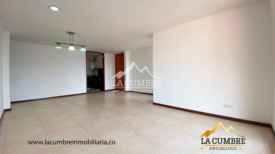 Apartamento de 3 alcobas en arriendo en Castropol, Medellín, 95 m² · foto 2 de 16
