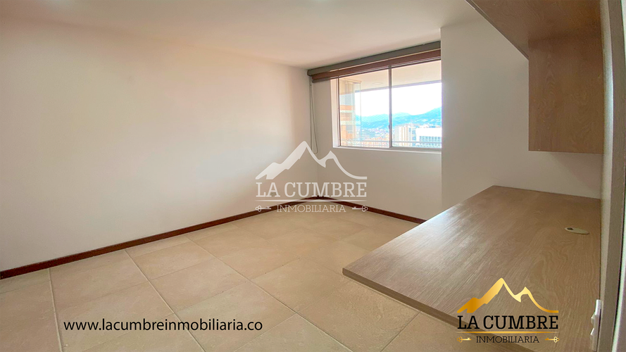 Apartamento de 3 alcobas en arriendo en Castropol, Medellín, 95 m² · foto 9 de 16