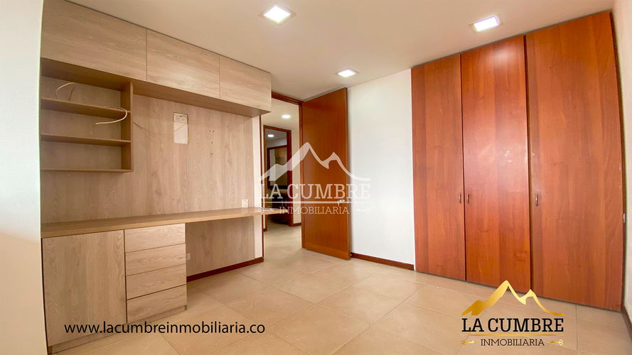 Apartamento de 3 alcobas en arriendo en Castropol, Medellín, 95 m² · foto 12 de 16