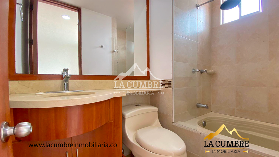 Apartamento de 3 alcobas en arriendo en Castropol, Medellín, 95 m² · foto 15 de 16
