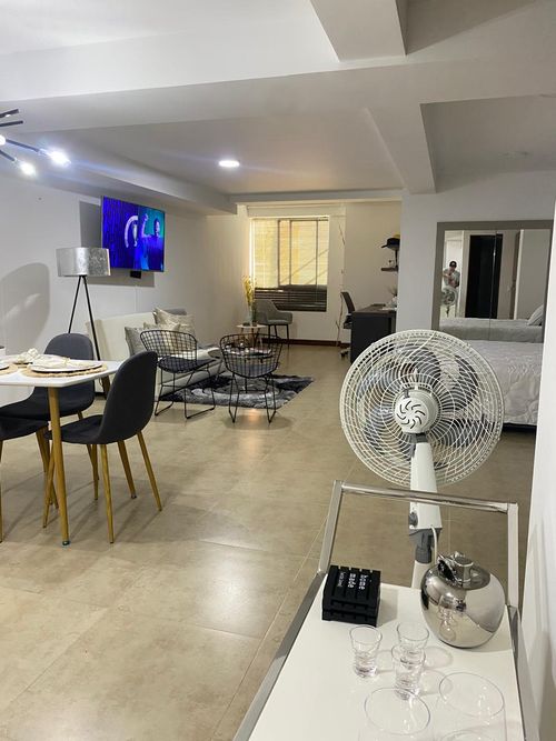 Apartaestudio en venta en Pinares, Pereira, 59 m² · foto 2 de 9