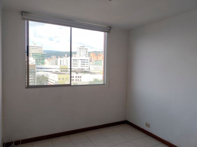Apartamento de 3 alcobas en arriendo en El Poblado, Medellín, 87 m² · foto 11 de 20