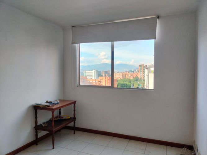 Apartamento de 3 alcobas en arriendo en El Poblado, Medellín, 87 m² · foto 14 de 20