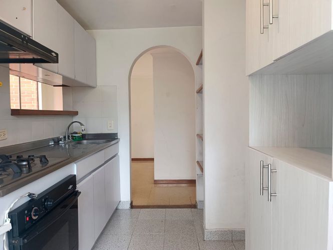 Apartamento de 2 alcobas en arriendo en El Poblado, Medellín, 60 m² · foto 7 de 18