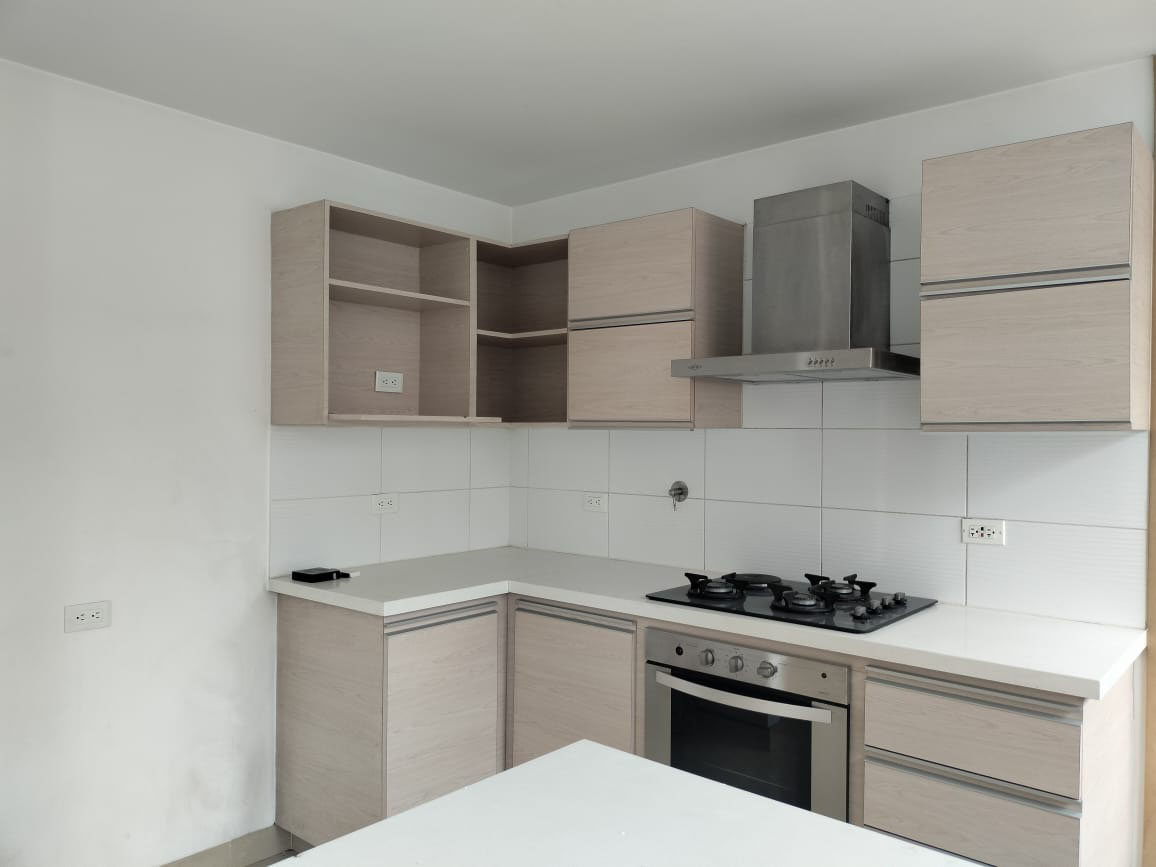 Apartamento en venta en El Poblado, Medellín · foto 7 de 20