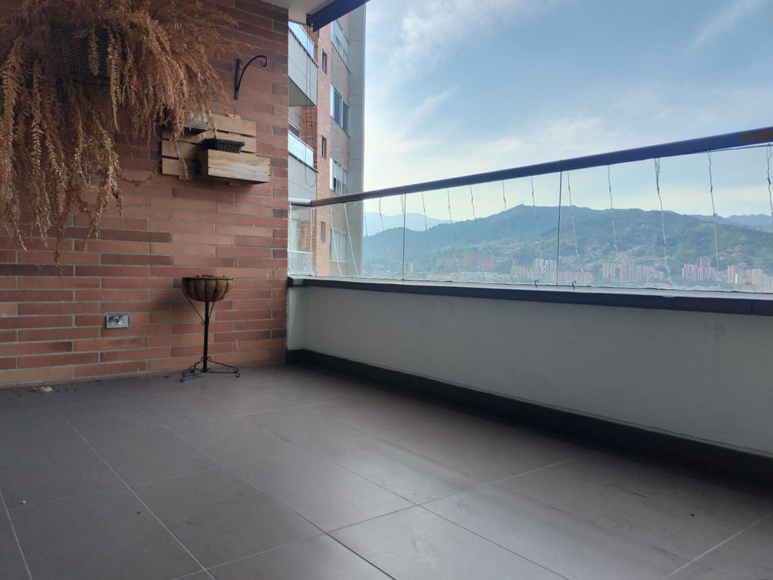 Apartamento en venta en El Poblado, Medellín · foto 20 de 20