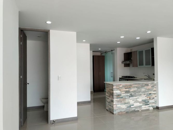 Apartamento de 3 alcobas en venta en El Poblado, Medellín, 121 m² · foto 5 de 20