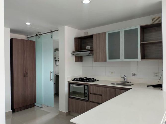 Apartamento de 3 alcobas en venta en El Poblado, Medellín, 121 m² · foto 6 de 20