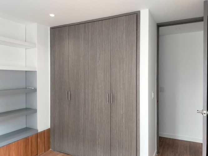 Apartamento de 3 alcobas en venta en El Poblado, Medellín, 106 m² · foto 11 de 18