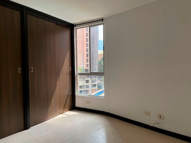 Apartamento de 3 alcobas en venta en San Jose, Sabaneta, 73 m² · foto 14 de 19