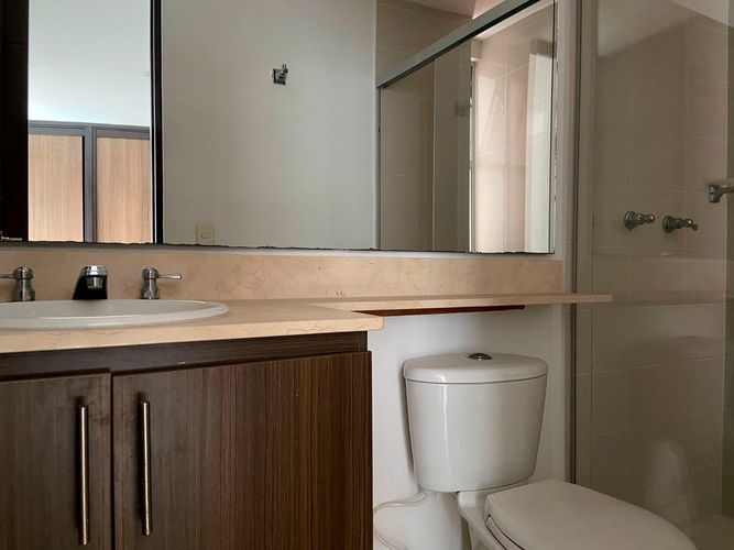Apartamento de 3 alcobas en venta en San Jose, Sabaneta, 73 m² · foto 18 de 19