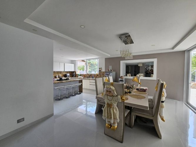 Casa de 5 alcobas en venta en Pance, Cali, 450 m² · foto 4 de 23