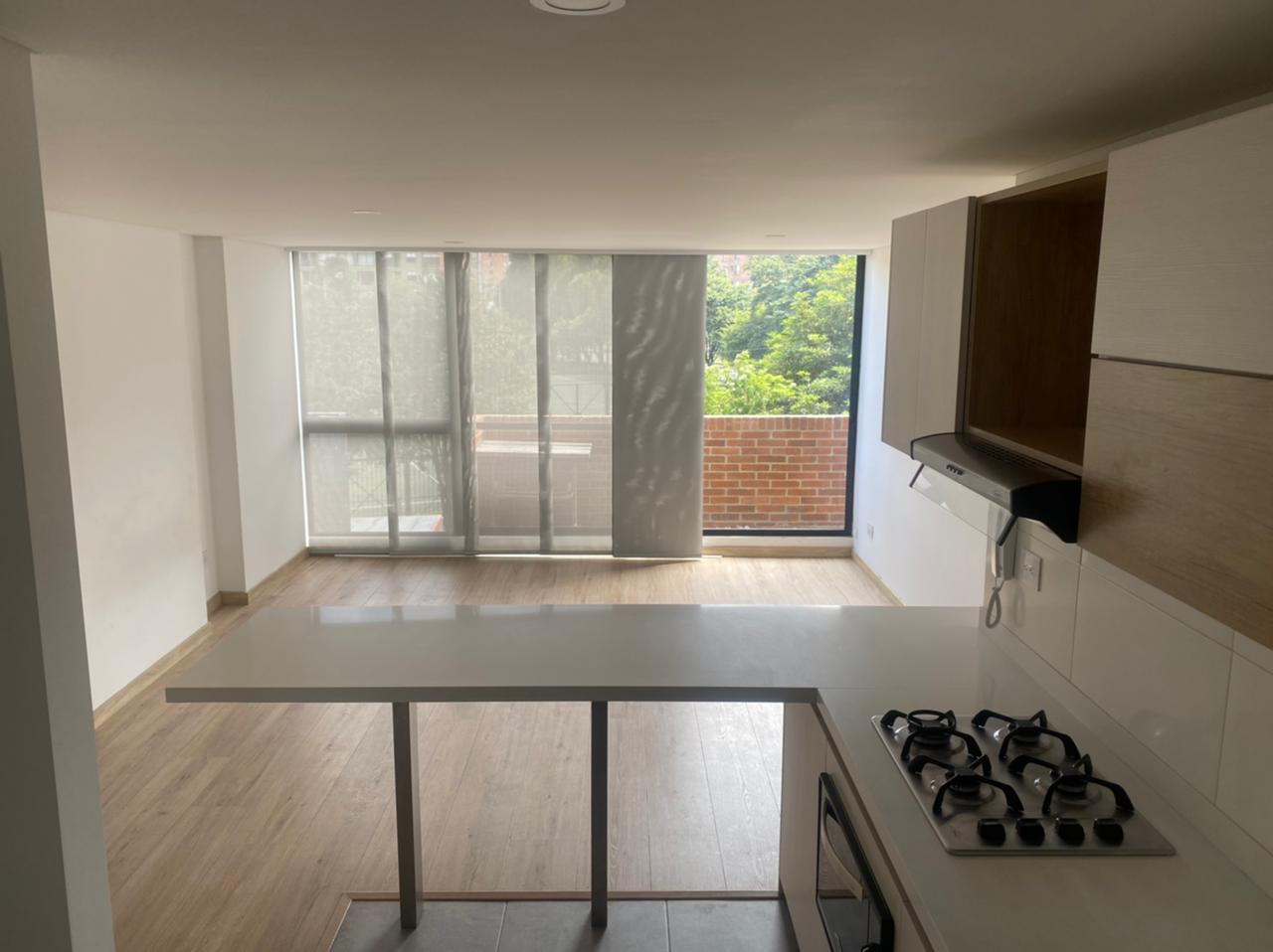 Apartamento en venta en Cedritos, Bogotá · foto 2 de 15