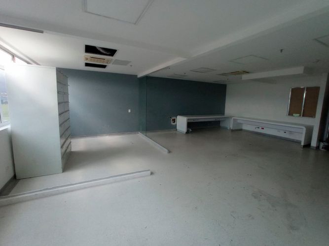 Consultorio en arriendo en San Diego, Medellín, 108 m² · foto 6 de 12