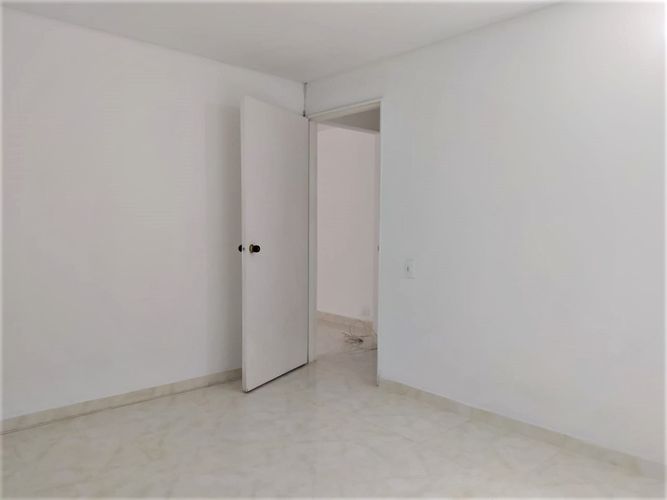 Apartamento de 4 alcobas en arriendo en La Aguacatala, Medellín, 135 m² · foto 10 de 17