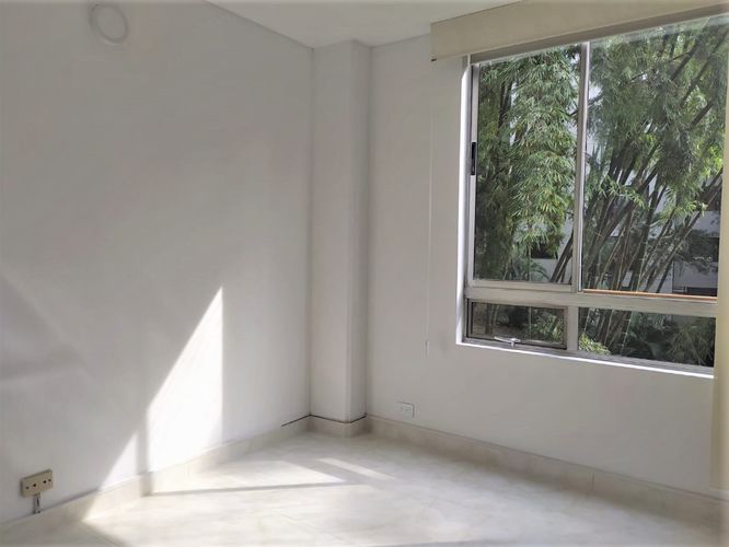 Apartamento de 4 alcobas en arriendo en La Aguacatala, Medellín, 135 m² · foto 13 de 17