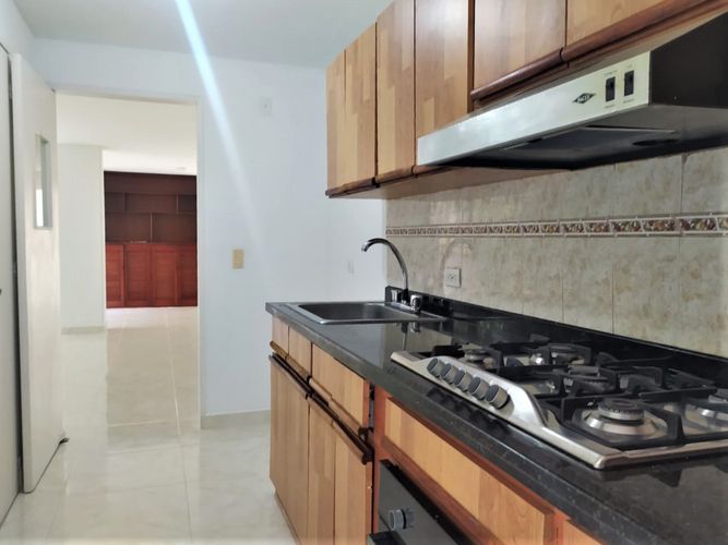 Apartamento de 4 alcobas en arriendo en La Aguacatala, Medellín, 135 m² · foto 17 de 17