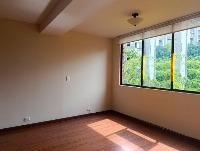 Apartamento en arriendo en Los Balsos, Medellín · foto 13 de 19