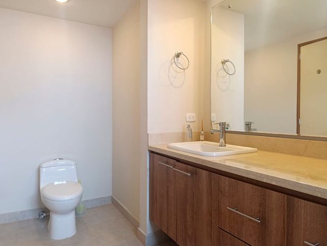 Apartamento en arriendo en Los Balsos, Medellín · foto 18 de 19