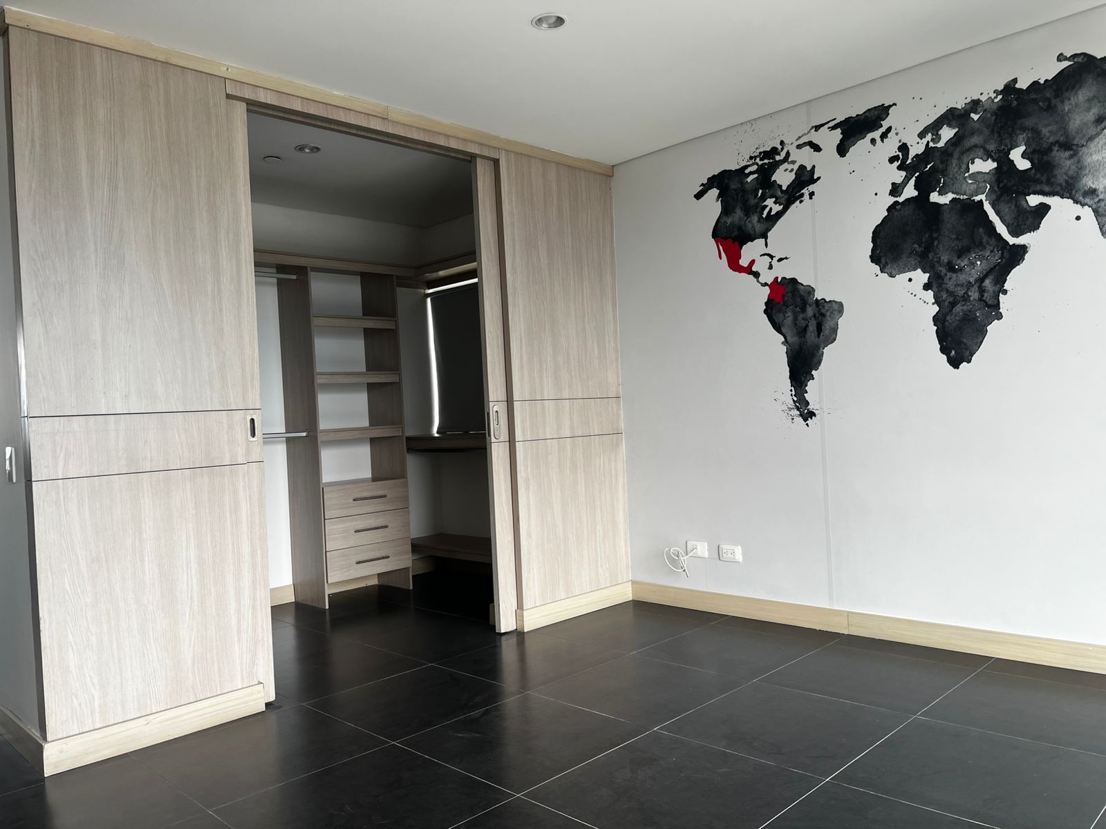 Apartaestudio en arriendo en El Campestre, Medellín · foto 16 de 17