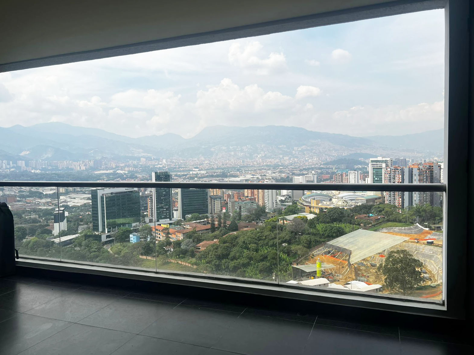 Apartaestudio en arriendo en El Campestre, Medellín · foto 17 de 17