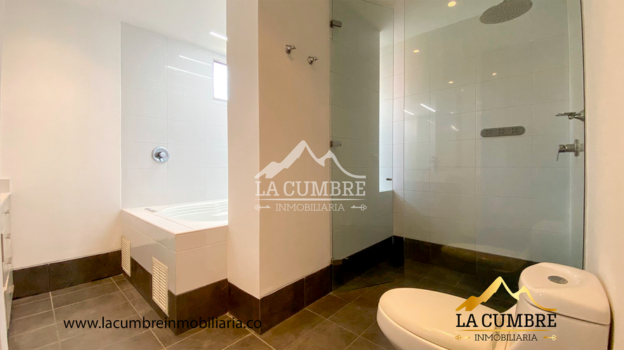 Apartamento de 2 alcobas en arriendo en Castropol, Medellín, 150 m² · foto 12 de 16