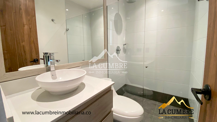 Apartamento de 2 alcobas en arriendo en Castropol, Medellín, 150 m² · foto 15 de 16