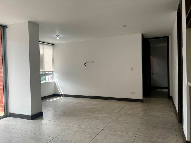 Apartamento de 2 alcobas en arriendo en Pantanillo, Envigado, 60 m² · foto 3 de 15