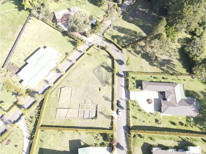 Lote en venta en Guamito, La Ceja, 2530 m² · foto 6 de 11