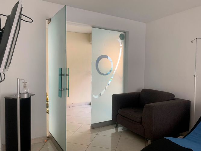 Consultorio en arriendo en Patio Bonito, Medellín, 29 m² · foto 6 de 7